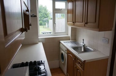 Oaklands Avenue, City Centre, Loughborough - Image 2