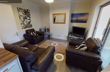 Oaklands Avenue, City Centre, Loughborough - Image 3