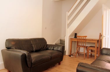 Queens Road, Clarendon Park, Leicester - Image 2