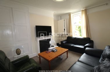 Delph Mount, Rampart Road, Leeds - Image 3