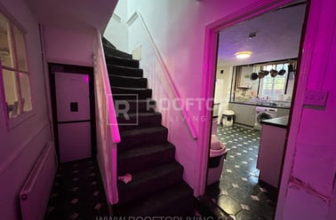 Brudenell Grove, Hyde Park, Leeds - Image 3