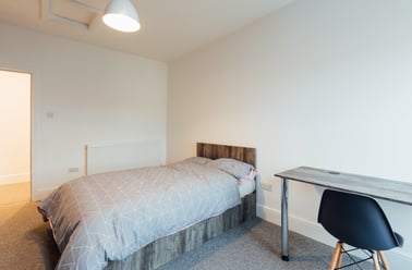 Beverley Road, Newland, Hull - Image 2