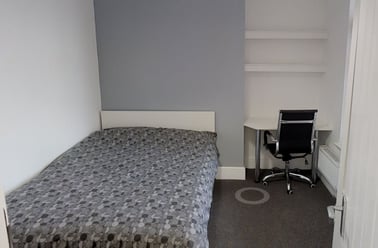 Beverley Road, Newland, Hull - Image 3