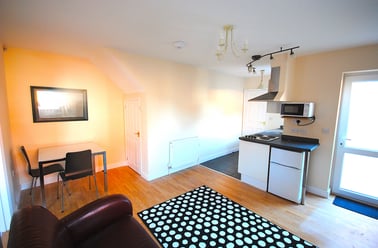 Storer road, City Centre, Loughborough - Image 2