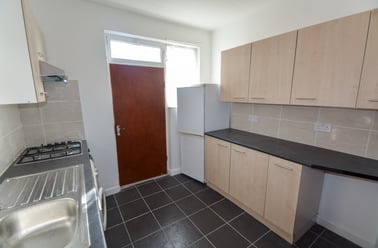 Ash Road, Headingley, Leeds - Image 3