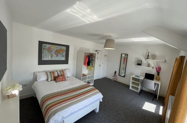 Oystermouth Road, Sandfields, Neath, Swansea - Image 2