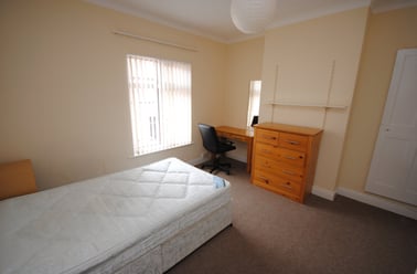 Leopold Street, City Centre, Loughborough - Image 2