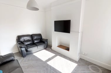 Arthur Street, City Centre, Loughborough - Image 2