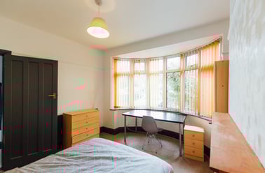 Oaklands Avenue, City Centre, Loughborough - Image 2