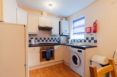 Carlton Close, City Centre, Loughborough - Image 2