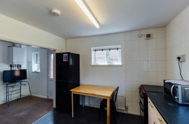 Sharpley Road, City Centre, Loughborough - Image 2