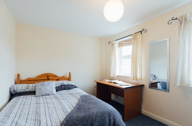 Goldfinch Close, City Centre, Loughborough - Image 3