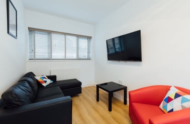Goods Yard Close, City Centre, Loughborough - Image 2