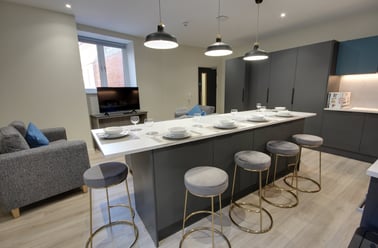 Silver Street, City Centre, Durham - Image 2