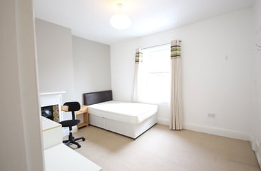 Lawson Terrace (L), Nevilles Cross, Durham - Image 3