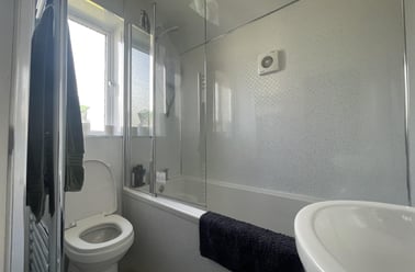 Percy Square (L), Nevilles Cross, Durham - Image 3