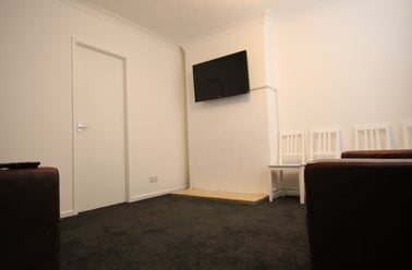 Wakenshaw Road, Gilesgate, Durham - Image 3