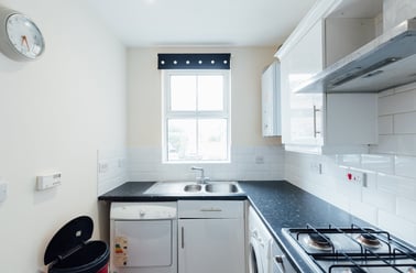 Anchor Close, City Centre, Lincoln - Image 2