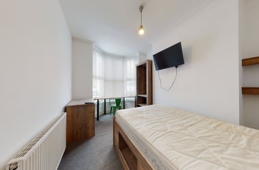 Cromwell Street, City Centre, Lincoln - Image 3