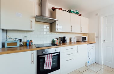 West Parade, West End, Lincoln - Image 2