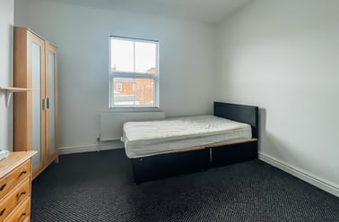 Newland Street West, West End, Lincoln - Image 3