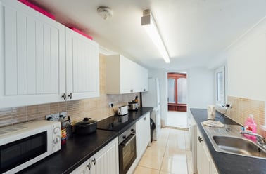 Wellington Street, West End, Lincoln - Image 3