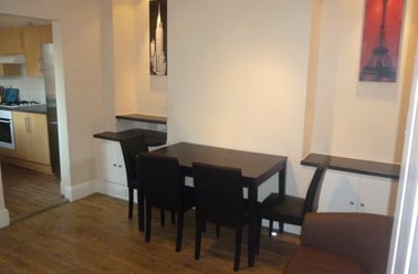 Peel Street, St Catherines, Lincoln - Image 2