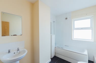 Sidney Street, St Catherines, Lincoln - Image 3