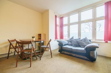 The Avenue, West End, Lincoln - Image 2