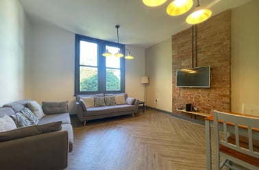 Newland, West End, Lincoln - Image 2