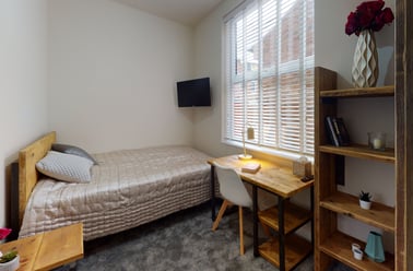 Carlyle Road, City Centre, Birmingham - Image 2