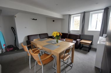 County Durham, Gilesgate, Durham - Image 2