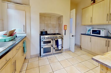 Fosse Road South, City Centre, Leicester - Image 3