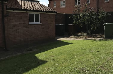 Newport, Uphill, Lincoln - Image 3