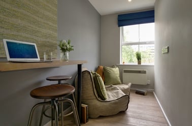 Classic 4 Bed Apartment, Emily Davies, Western Esplanade, Portswood, Southampton - Image 3