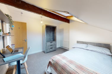 Moorland Avenue, Hyde Park, Leeds - Image 3