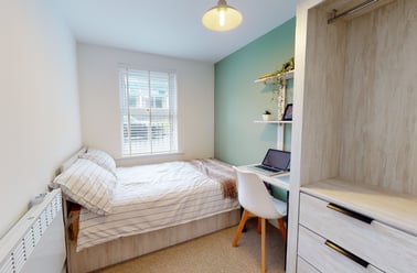 St Ann's Place, Kirkstall, Leeds - Image 3