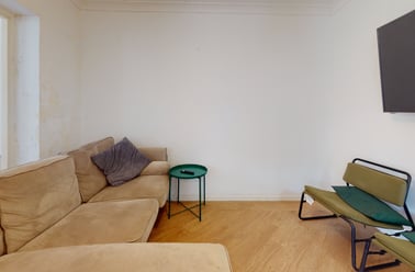 Cotswold Close, City Centre, Loughborough - Image 2