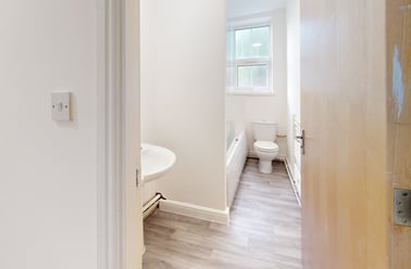 Egerton Road, Fallowfield, Manchester - Image 2