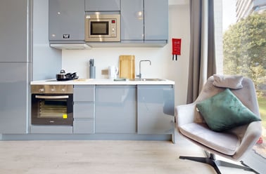 Deluxe Studio, The Residence, St Columbas Close, City Centre, Coventry - Image 2