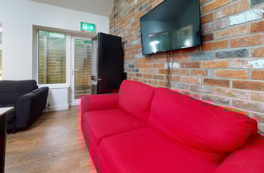 Meadow Lane, City Centre, Loughborough - Image 3