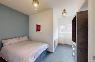 Ilkeston Road, Radford, Nottingham - Image 3