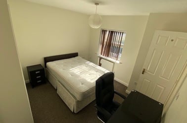 Goods Yard Close, City Centre, Loughborough - Image 3