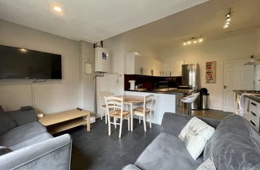 Flass Street, City Centre, Durham - Image 2
