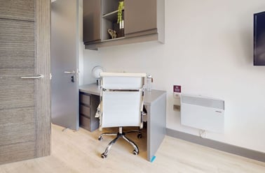 Premium 2 Bed Apartment, 33 Parkside, City Centre, Coventry - Image 3