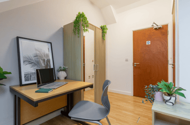 Bronze Ensuite, Castle Gate, 33-44 Castle Gate, City Centre, Nottingham - Image 2