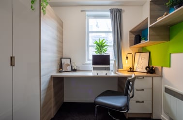 Silver Non Ensuite - Large, Manchester Student Village, Lower Chatham Street, City Centre, Manchester - Image 2