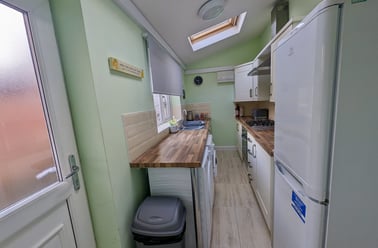 West View, Gilesgate, Durham - Image 2