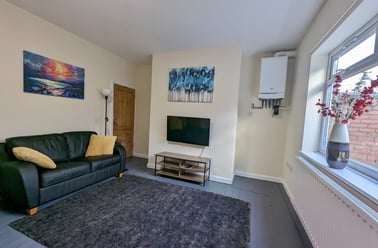 West View, Gilesgate, Durham - Image 3