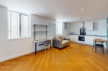 Derby Road, City Centre, Loughborough - Image 3